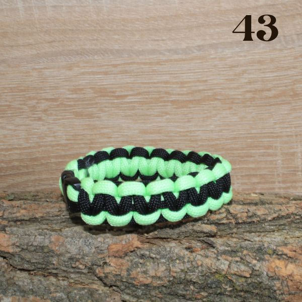 Paracord karkötő 22 cm (több szín)